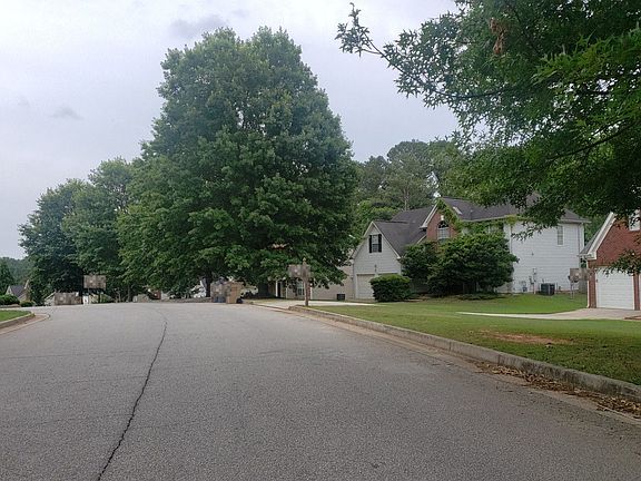 4th image of 2538 Mead Ct