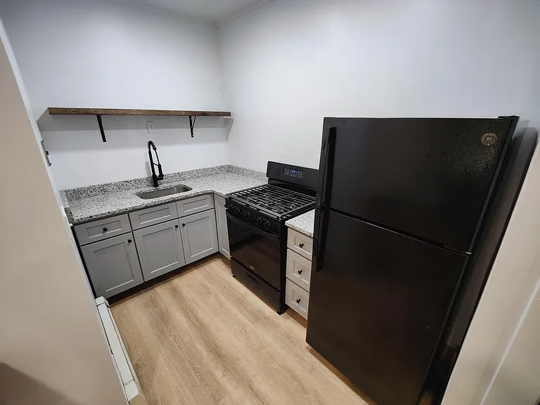 60 N Harrison Ave #1 — Photo 3