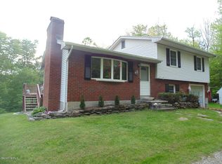 13 August Smith Rd, Peru, MA 01235