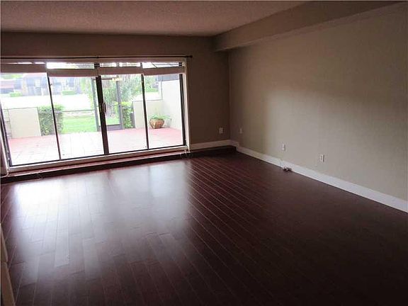 5th image of 3716 Alcantara Ave #C-68b