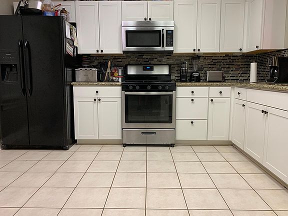 2nd image of 2879 Lost Cove Ct