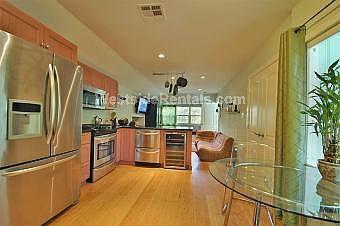 4th image of 2136 N Beverly Glen Blvd