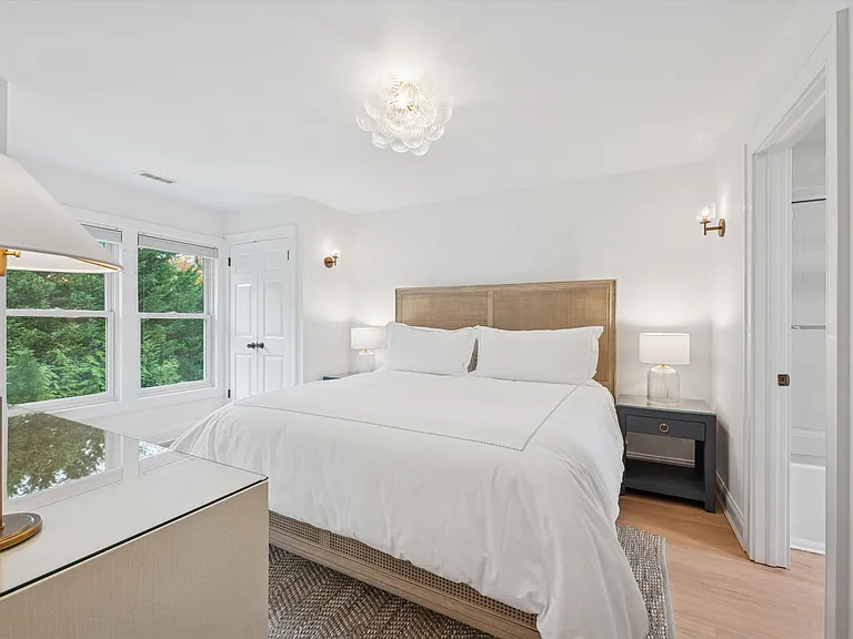 32 Eastville Ave — Photo 12