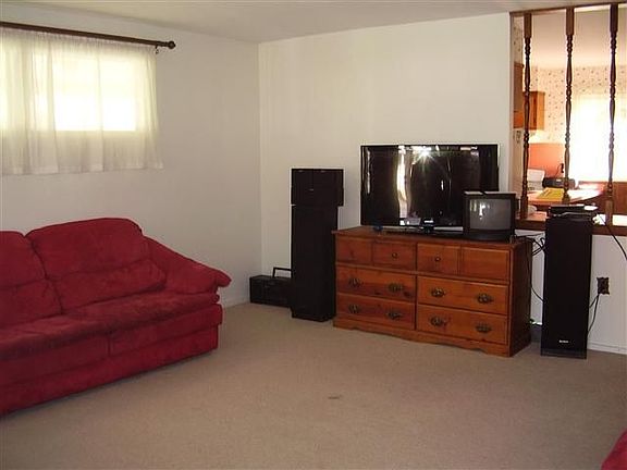 2nd image of 4610 S Clearview Dr