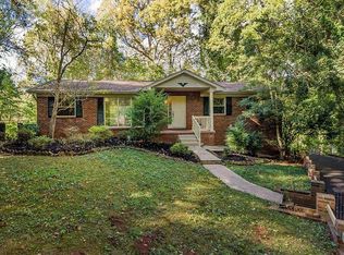 2901 Barber Hill Ln, Knoxville, TN 37920