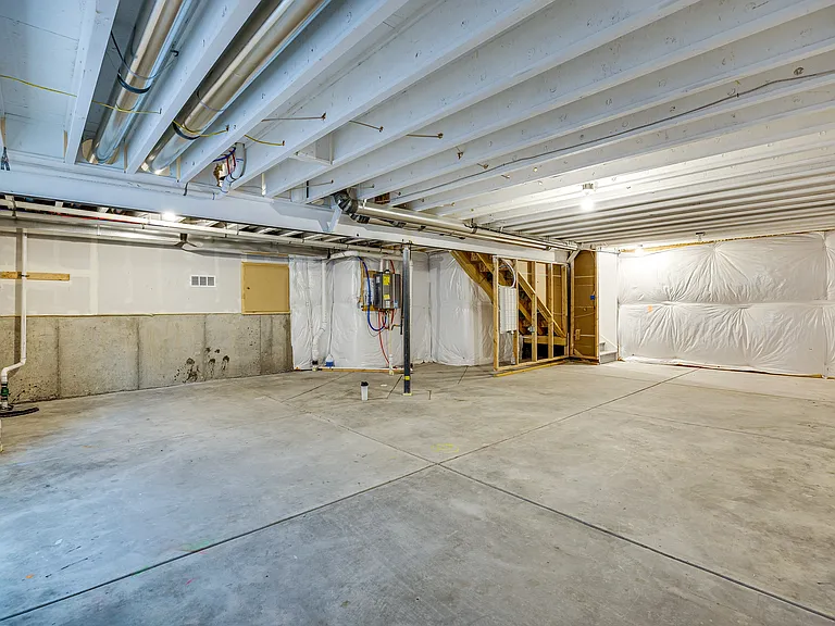 535 Silver Rock Trl — Photo 26