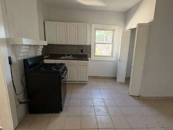 10 Rodwell Ave, Irvington, NJ