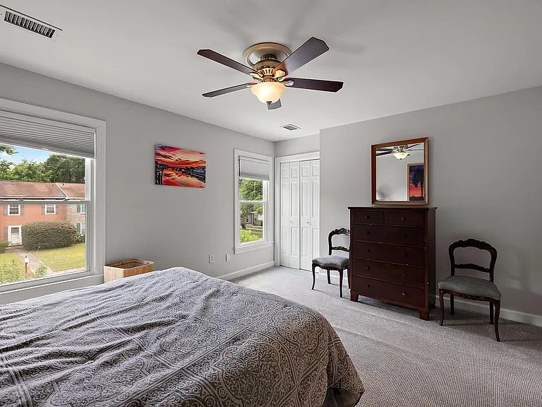 1082 S Shadow Dr — Photo 10
