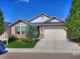 9422 W Tillamook Dr, Boise, ID 83709
