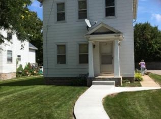 1116A Central St, Oshkosh, WI 54901