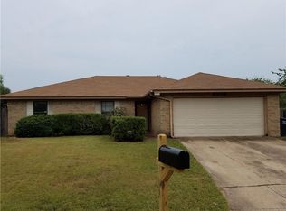 3013 Meadowmoor St, Fort Worth, TX 76133