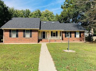 205 E Raintree Ln, Goldsboro, NC 27534