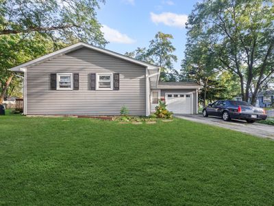 7664 Willow Ave, Woodridge, IL, 60517