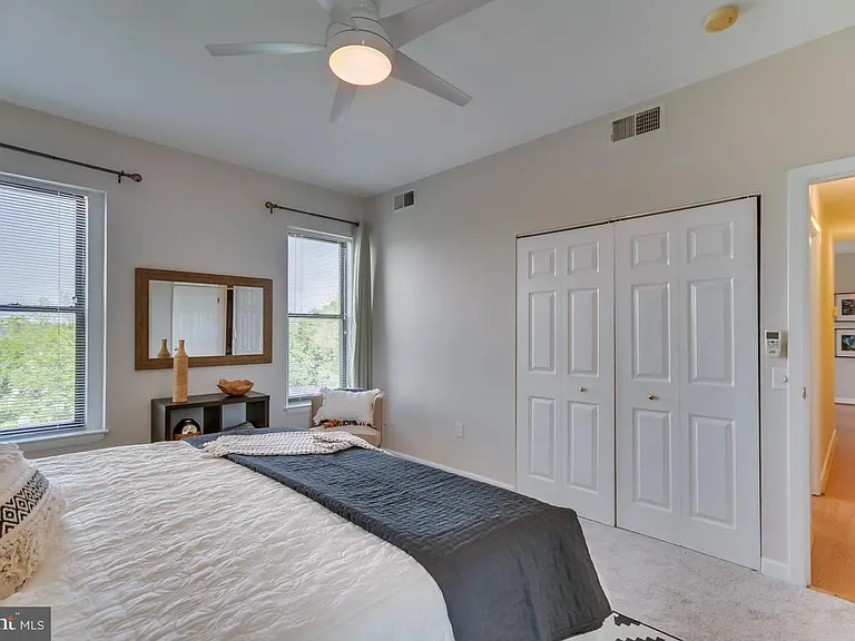 1763 Columbia Rd NW #501 — Photo 25