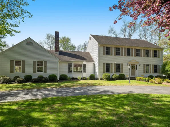 7 Tunxis Trail, Redding, CT 06896