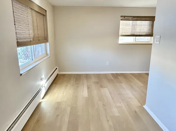 Oak Street Apartments