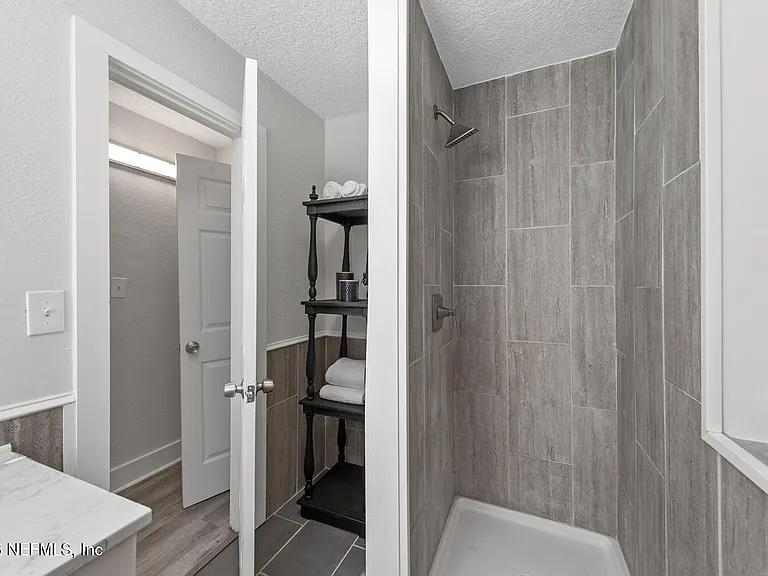 715 Ralph St — Photo 13