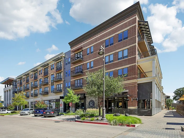 The Kelton at Clearfork — Photo 5