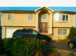 645 Grand Ave FLOOR 1, Lindenhurst, NY 11757