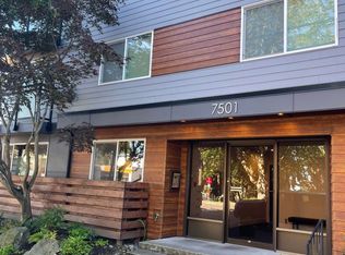 7501 Greenwood Ave N APT 101, Seattle, WA 98103