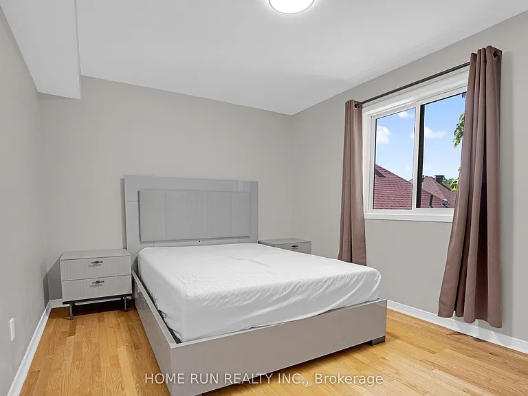 8 Gwynne Ave — Photo 16