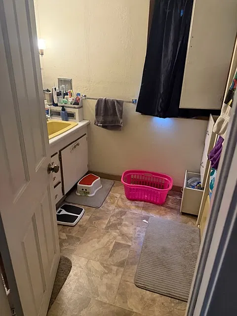 121 North Grove Street - 2D — Photo 4