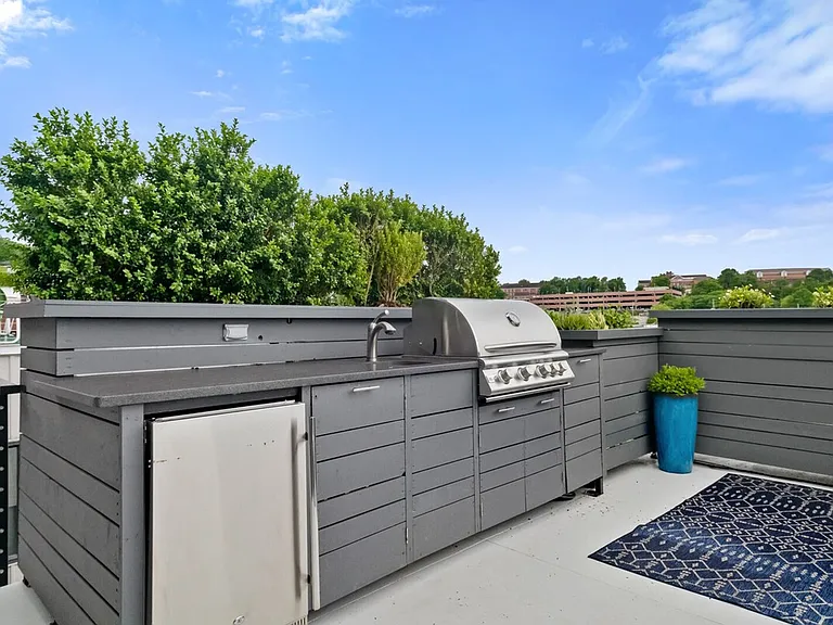 1588 N Desoto Pl #ID1221851P — Photo 32