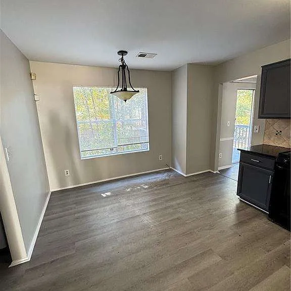 2441 Northmill Ln — Photo 12