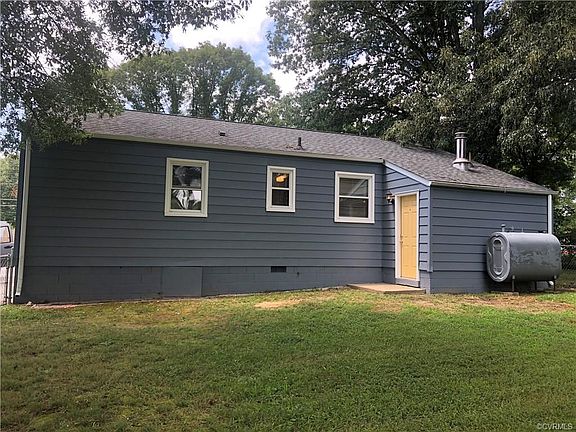 3rd image of 1017 Kingsport Ln
