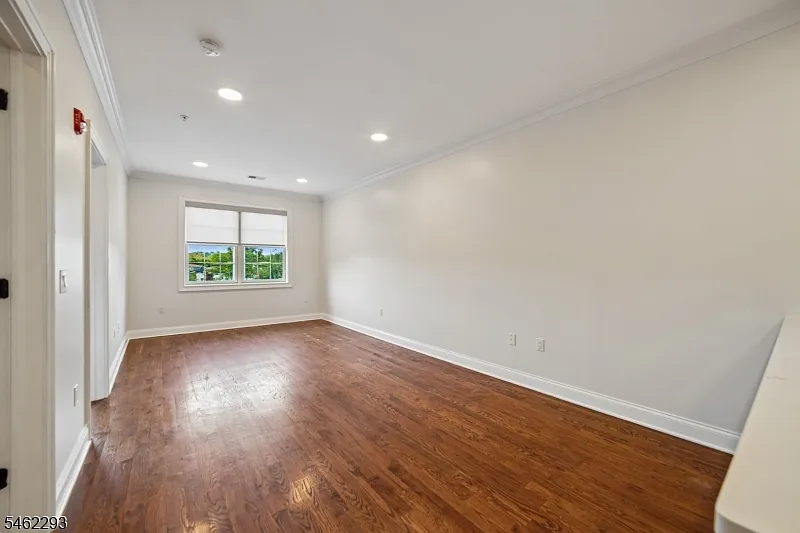 2 bed, 2.0 bath, $2,800 — Photo 4