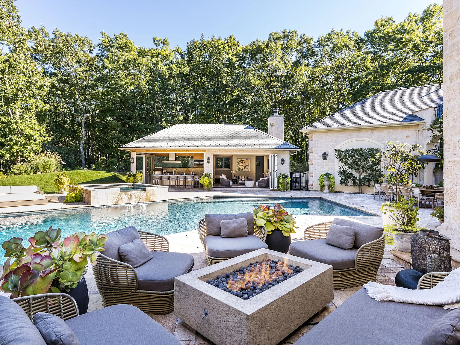 Stunning Resort-Like Rental — Photo 3