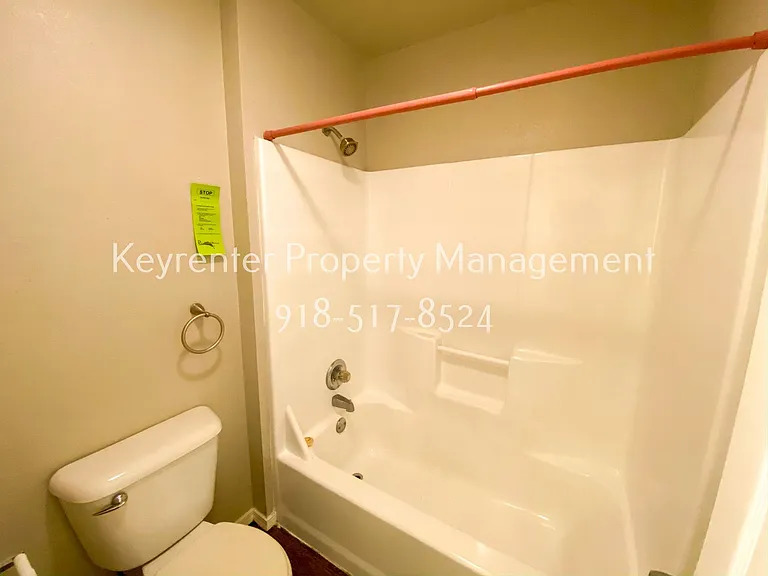 9134 E 24th St — Photo 15