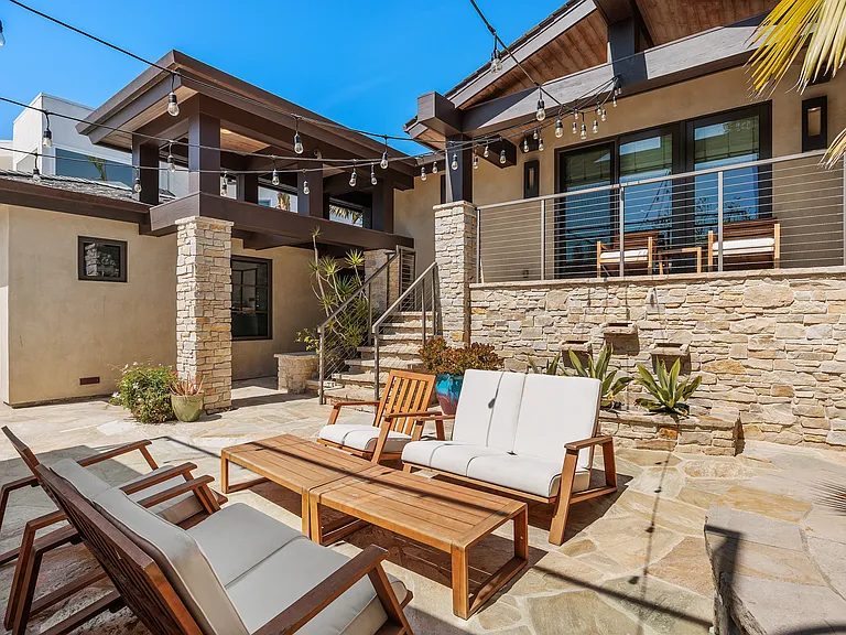 2260 El Amigo Rd — Photo 29