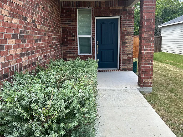 5233 Nature Path — Photo 2