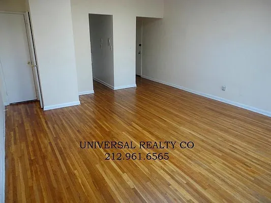 Rented by Universal Realty Group | media 20