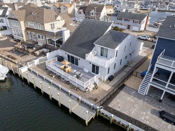 1227 Varuna Dr, Forked River, NJ 08731