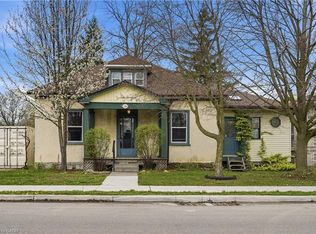 114 Grand Ave S, Cambridge, ON N1S 2M2