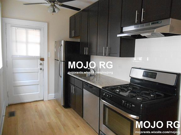 2nd image of 3618 3620 N Marshfield #1A