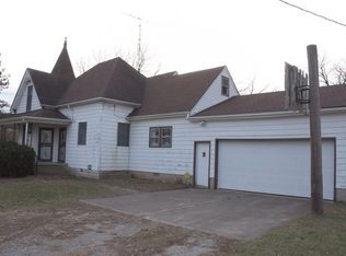 5768 College Corner Rd, Centerville, IN 47330