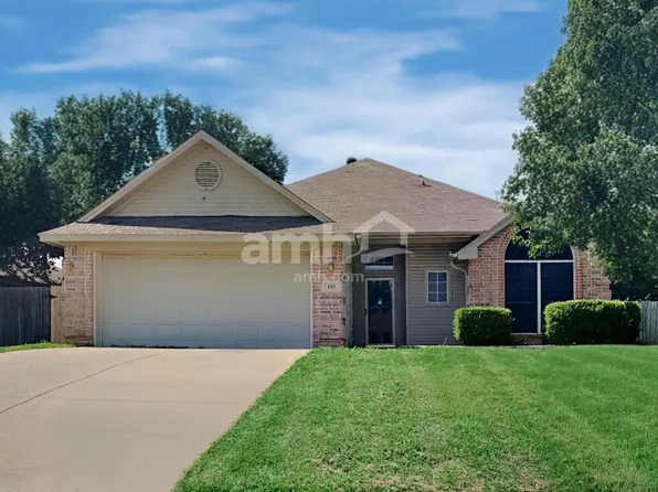 605 Arbor Ln, Burleson, TX 76028