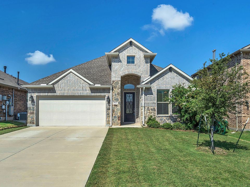 1st image of 2605 Briarhurst Ct
