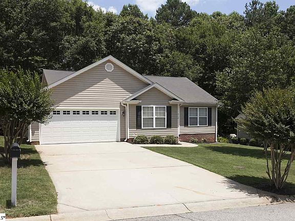 4th image of 510 Waxford Way