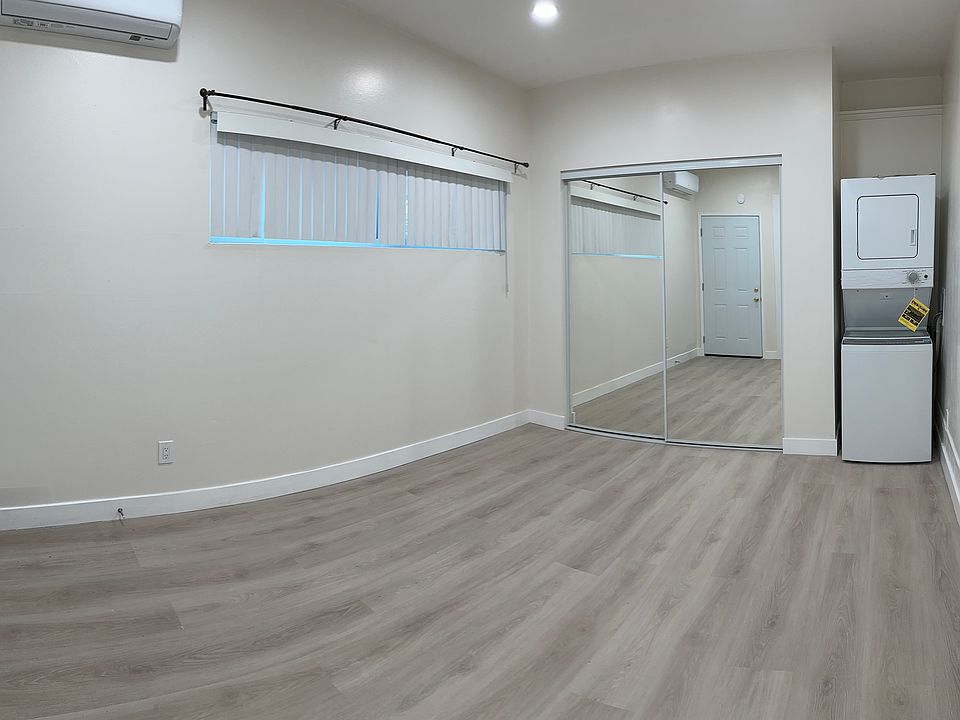 2nd image of 2605 Harriman Ln #2B