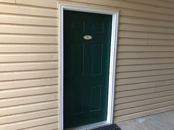 2nd image of 9301 Baffy Ct APT A
