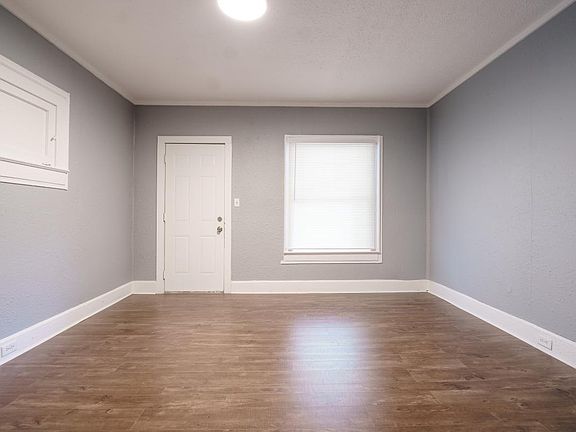 5th image of 404 N Parker Ave