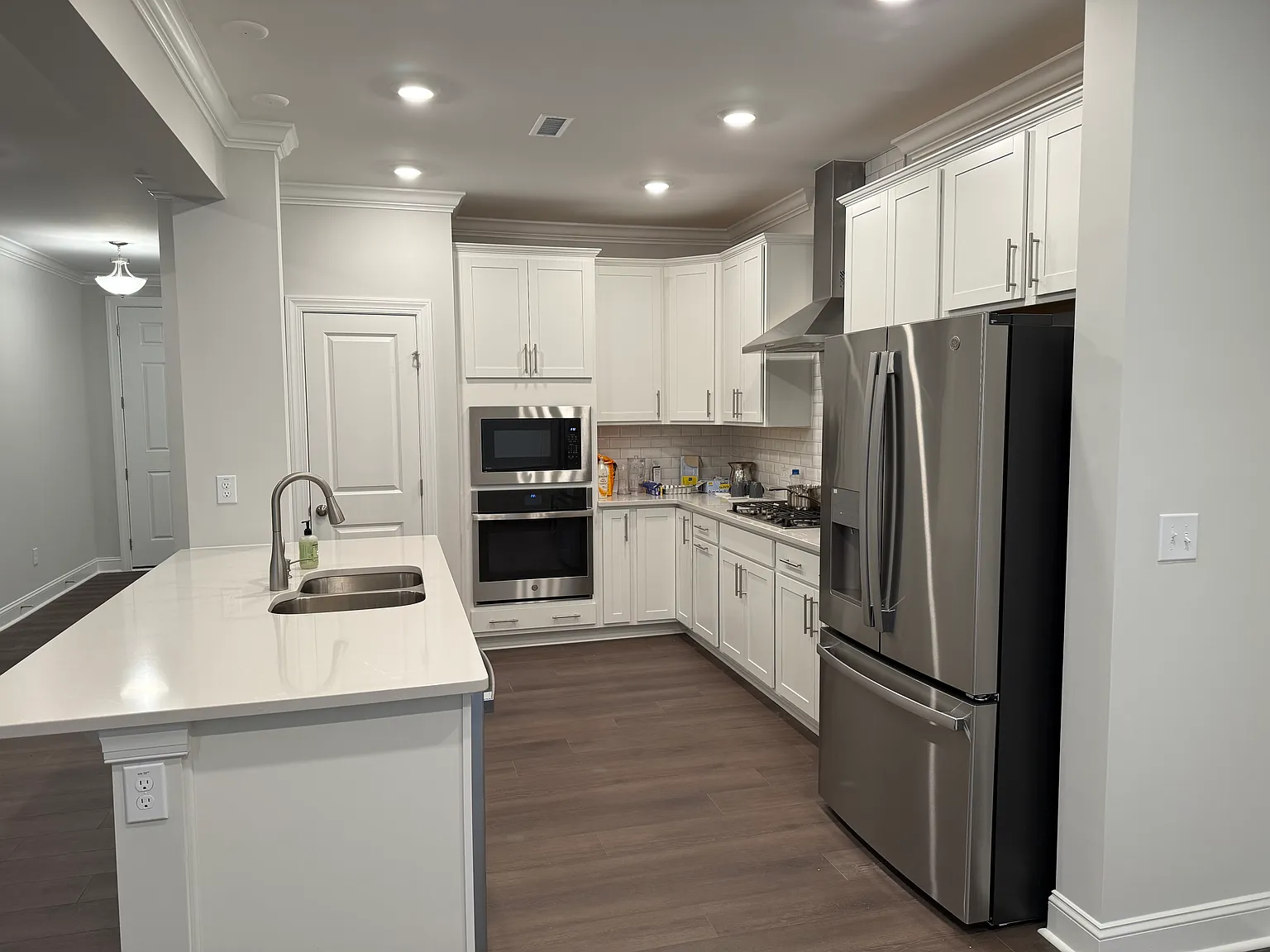 Emerald Bay Cir, Raleigh — Photo 3