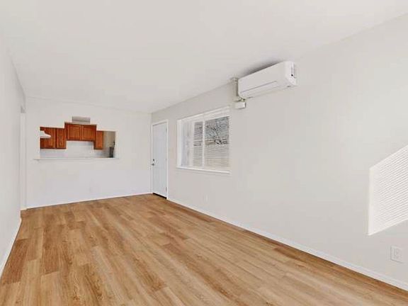 5th image of 8318 Trumbull Ave SE #2