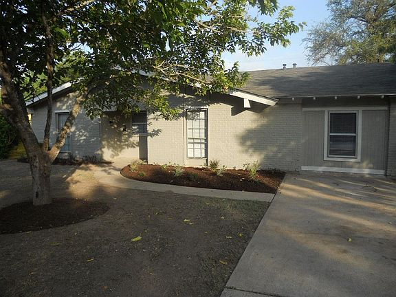 2nd image of 4708 Oldfort Hill Dr