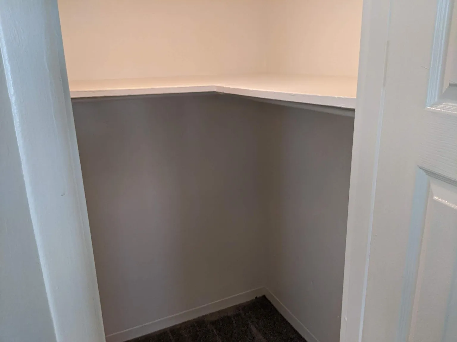 2505 Kenton St — Photo 2