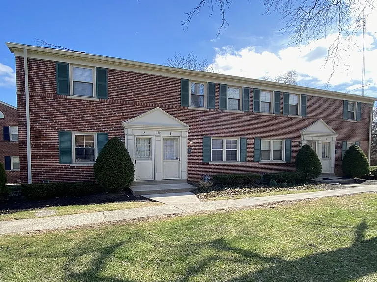 1139B Sells Ave — Photo 1